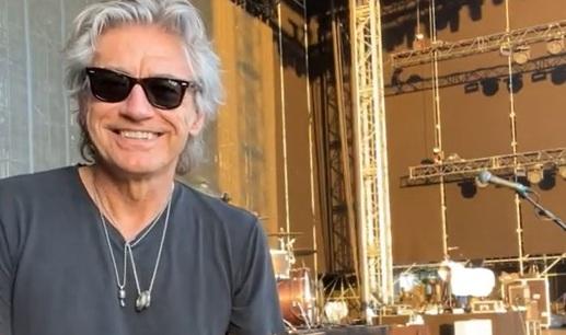 Ligabue, dopo gli stadi parte il tour nei palasport: «Vi verrò a stanare a casa, preparatevi»