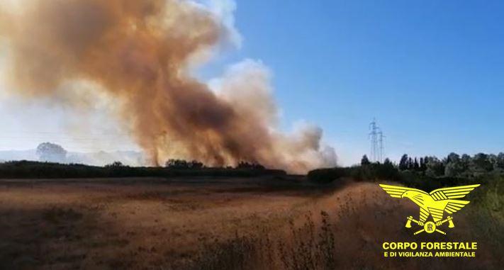Nuovi roghi in Sardegna, evacuate diverse abitazioni nel Cagliaritano