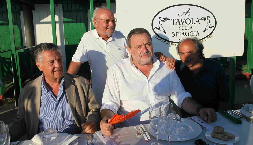 A Tavola sulla Spiaggia con i vip. «Un successo lungo più di 30 anni»<br>
