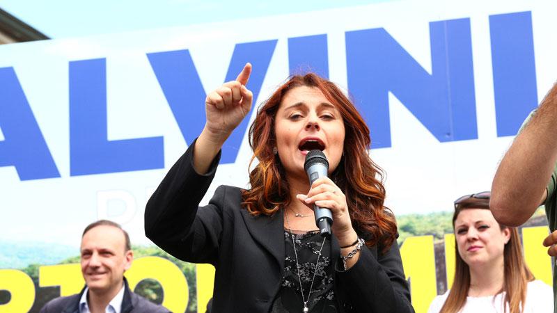 Pisa, offese sessiste contro Ceccardi: dopo scuse e risarcimento ritira la querela