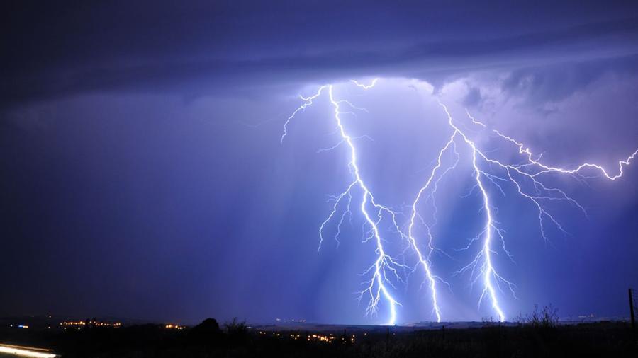 Maltempo, in Toscana scatta l’allerta arancione per temporali. Le previsioni