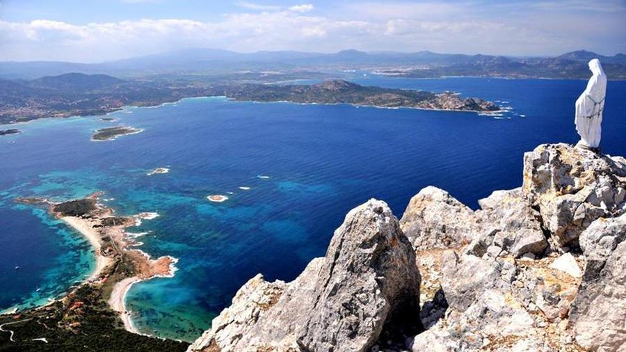 Tavolara una veduta da Punta Cannone