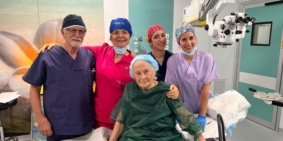 Modena, operata di cataratta a cento anni torna a sorridere 