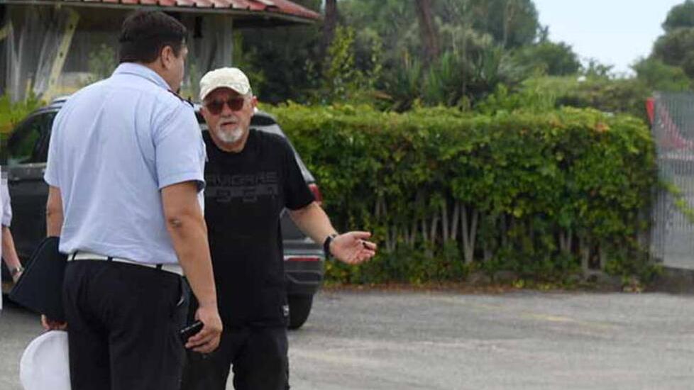 Il comandante della Municipale Giuliano Vitali e il presidente dell’Aeroclub Giovanbattista Baldi