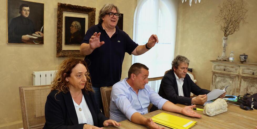 Da sinistra Elena Baldi, don Biancalani, Giovanni Cicco e Fausto Malucchi