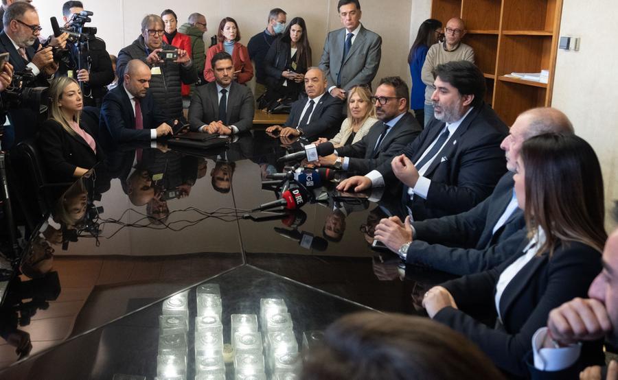 Fumata bianca nel vertice di centrodestra: sì ai nuovi ospedali e allo stadio a Sant’Elia