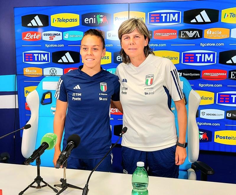 Italdonne nella sua casa per prepararsi ai Mondiali