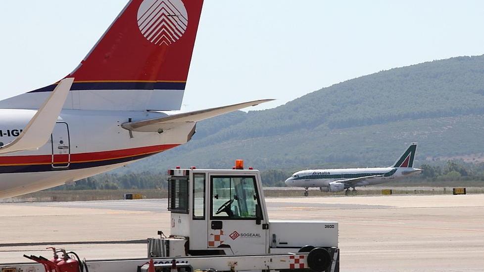 L’Ue boccia l’aeroporto di Alghero: privilegi a Meridiana e Germanwings 