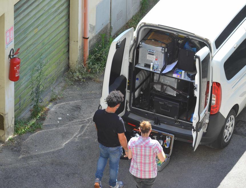 Bambina scomparsa a Firenze, cosa è emerso dalle ultime perquisizioni e la pista ancora più concreta