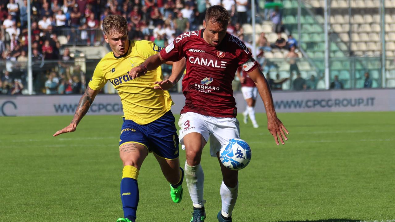 La Reggina vede la “bocciatura”. Modena, la Serie B resta un caos<br type="_moz" />