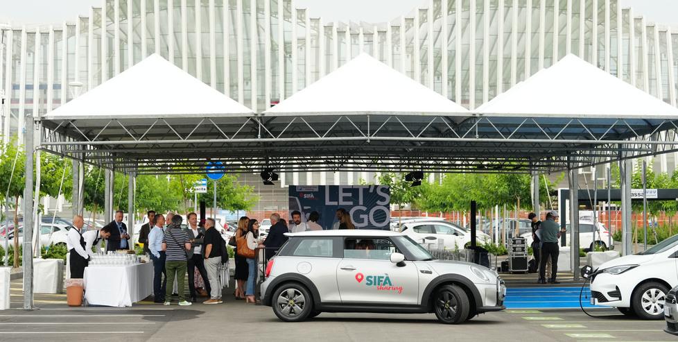 Alla stazione  Mediopadana il nuovo car sharing elettrico