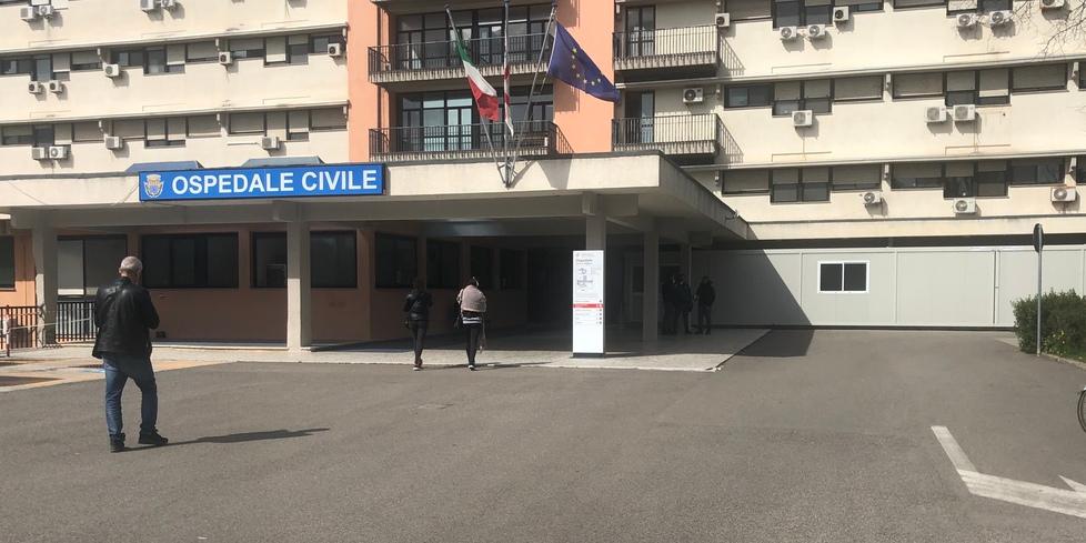 Ospedale di Alghero gelo sulla sede: Doria la annuncia, Conoci frena 
