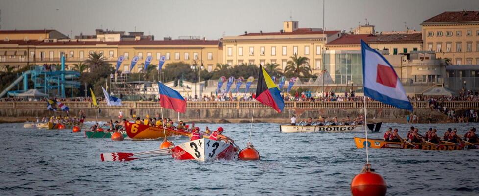 Una bella foto del Palio Marinaro edizione 2022 (concessa da Alessandro Solimani)