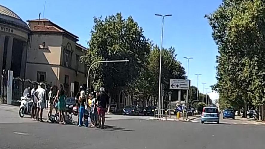 L'incidente all'incrocio fra viale Alfieri e via Mastacchi