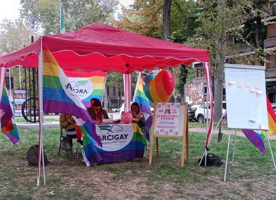 Ferrara, denuncia per l’offesa omofoba: «Gli episodi si moltiplicano»