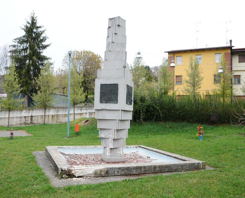 Palagano, la fontana dedicata alle vittime che giace dimenticata nel degrado 