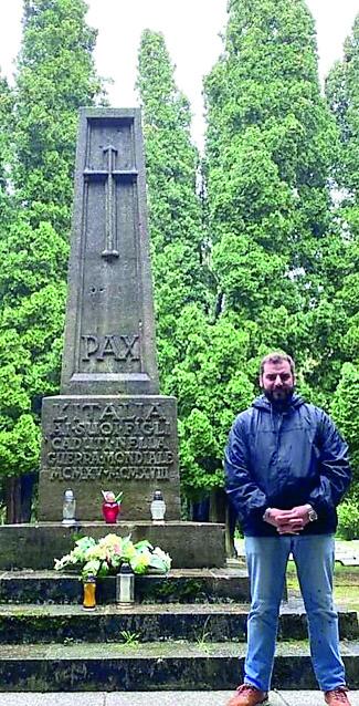 I giovani sardi caduti in guerra: da Nuoro in missione nei cimiteri dell'Europa dell'Est