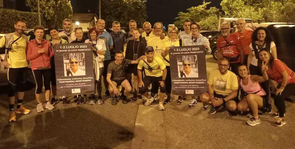 Pontedera, a piedi per 44 chilometri tra ricordo e solidarietà
