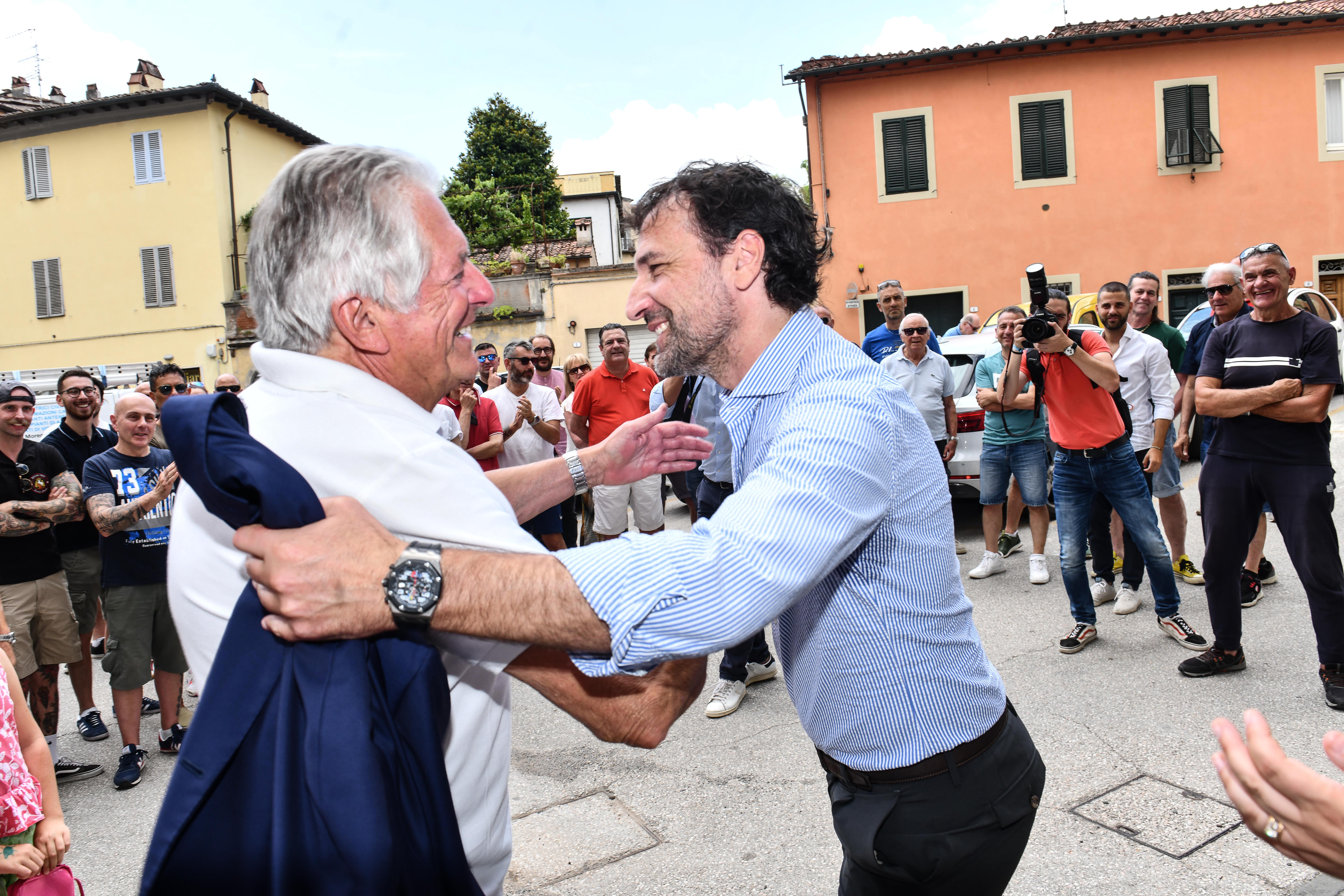 Lucchese al lavoro per completare lo staff sanitario  e iniziare il mercato