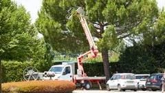 La piattaforma dell'infortunio in via Maremmana a Montelupo 