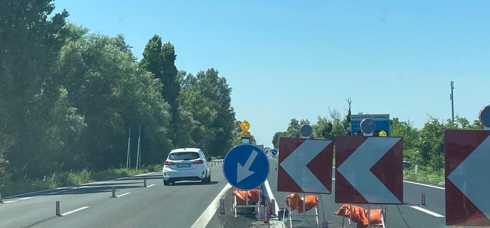 Da Ferrara al mare la gimkana tra buche,  cantieri e riaperture