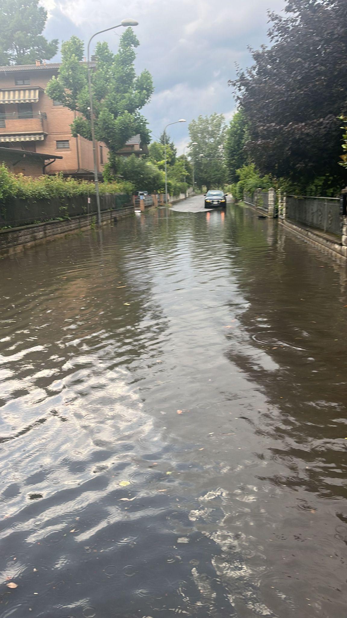 Castelnuovo. «La fogna in casa ogni volta che piove»