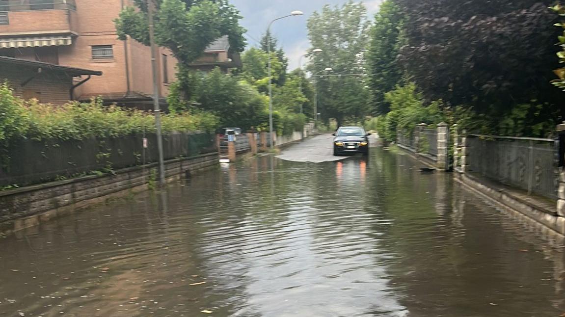 Castelnuovo. «La fogna in casa ogni volta che piove»