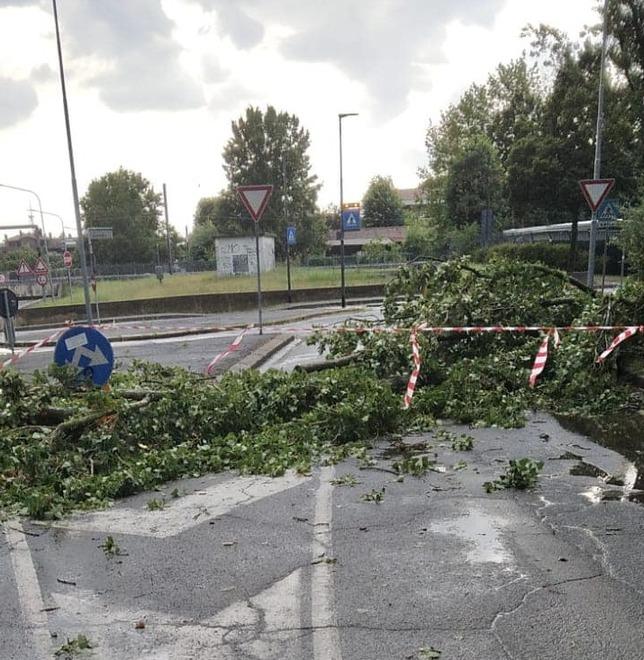Modena, temporale supercellulare con un ciclone interno: «Sono i più pericolosi» 