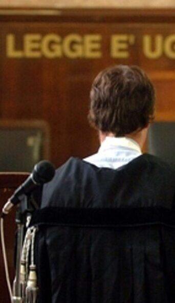 Modena, banda di 28 spacciatori a processo