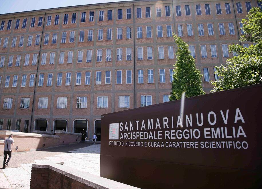 Gli organi erano usciti dall’addome, salvata una donna