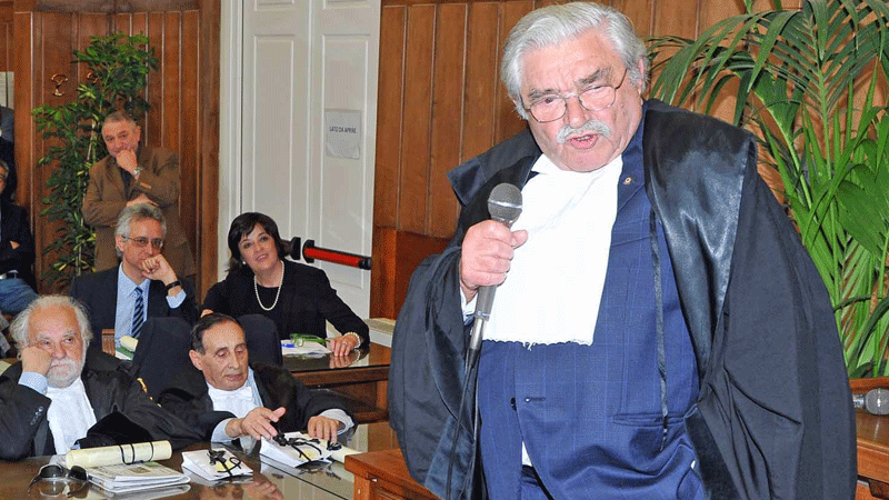 Monsummano, alla basilica l’addio all’avvocato Casciani. «Un maestro che ha onorato la toga»