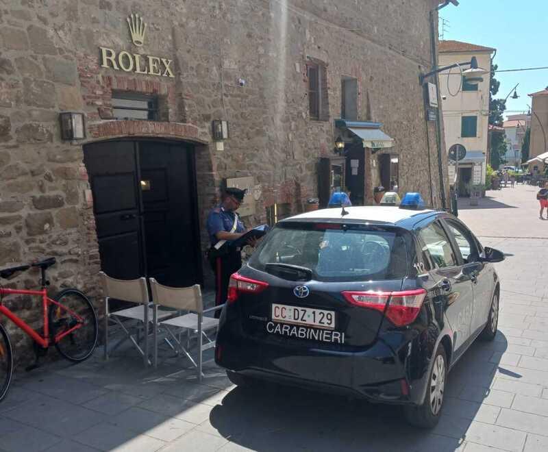Castiglione, furto in gioielleria Mirolli: un’auto usata come ariete