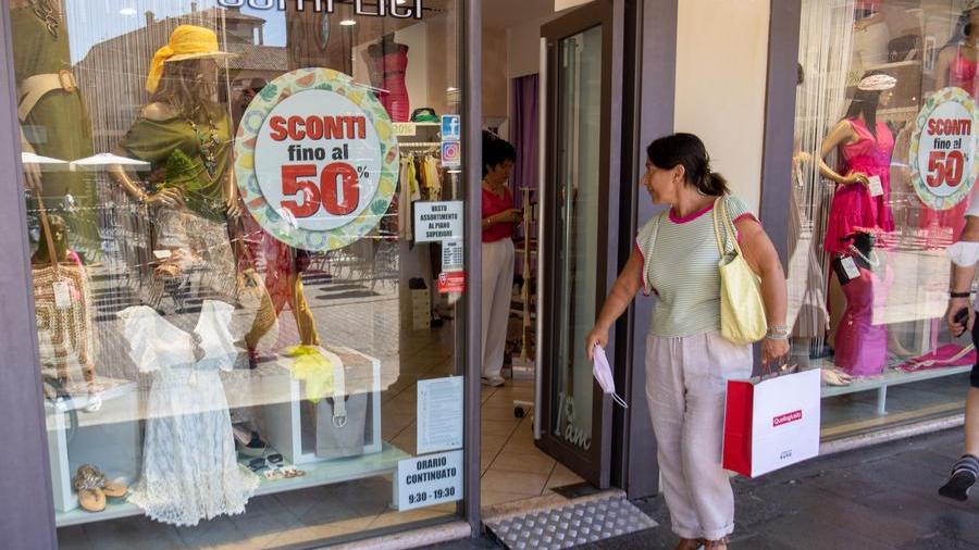 Da giovedì i saldi estivi in Emilia Romagna