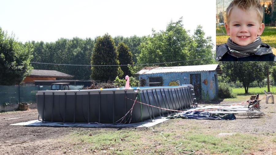 Novi, bimbo di 2 anni muore annegato in piscina