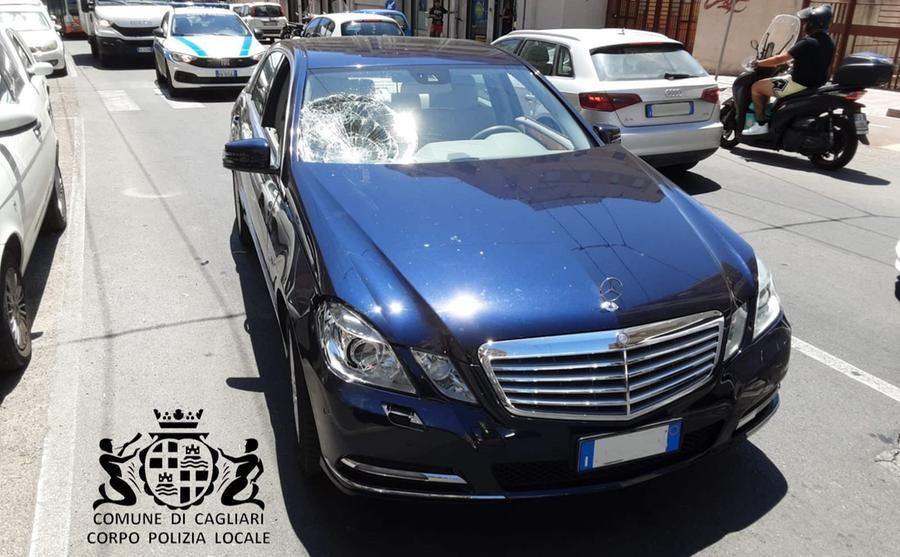 Un altro pedone investito sulle strisce a Cagliari