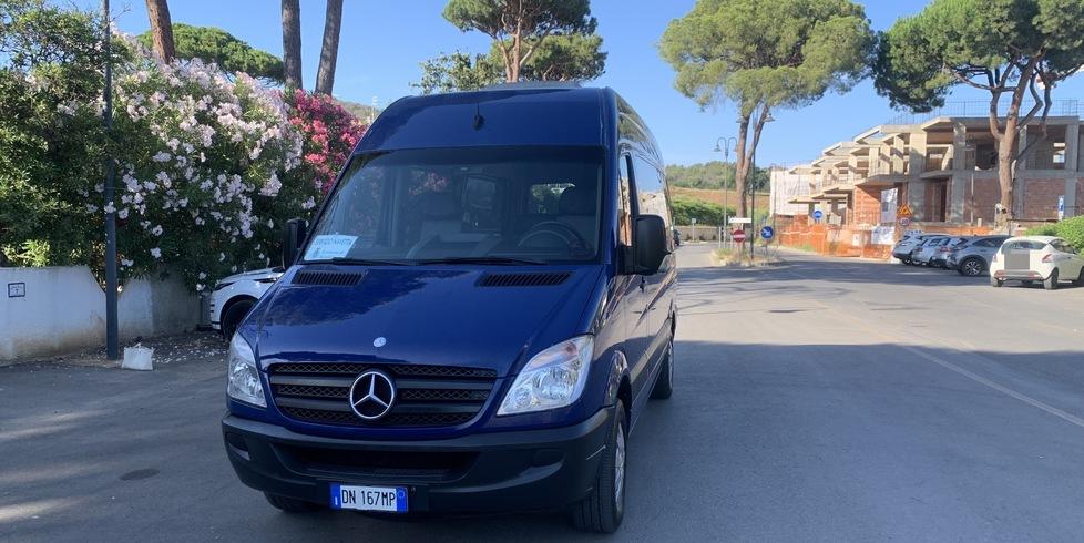 Scarlino, il ritorno del bus navetta gratuito. Due giri la mattina e il pomeriggio
