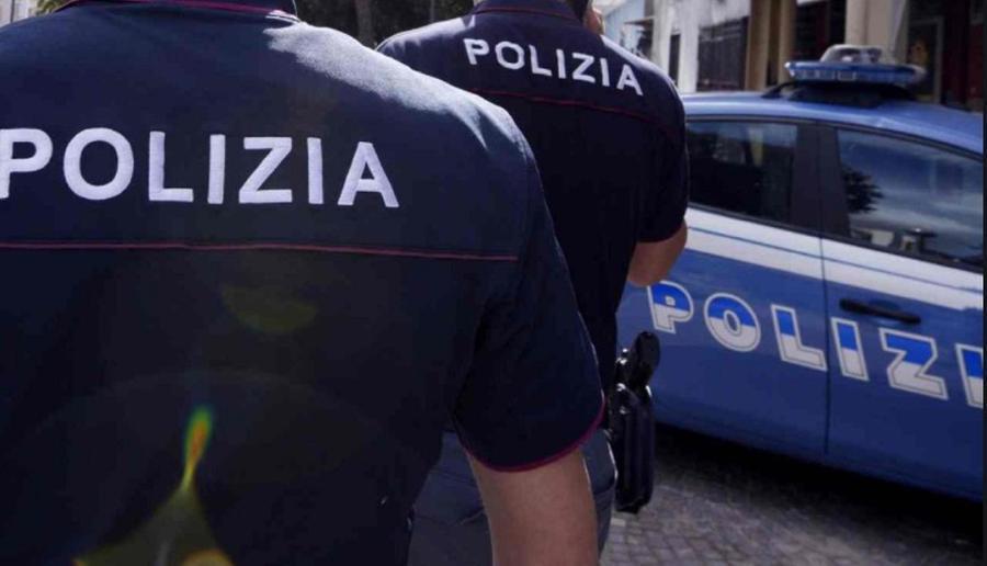 Monte Argentario: arma da taglio e arnesi da scasso, scatta il foglio di via