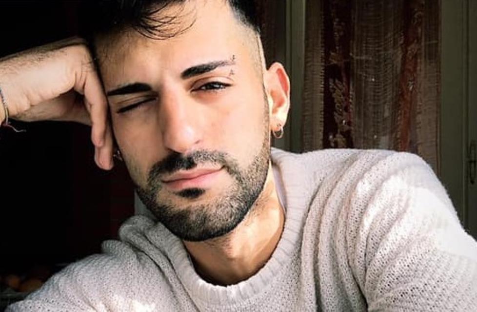 Sta male e muore a 30 anni, gli amici sotto choc: «Questo è un incubo»