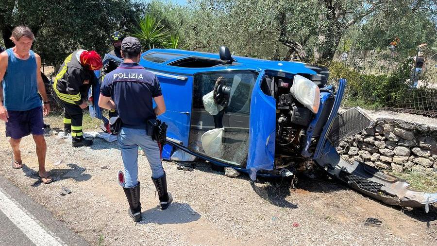 Sassari, scontro frontale fra due veicoli: grave uno dei 3 feriti