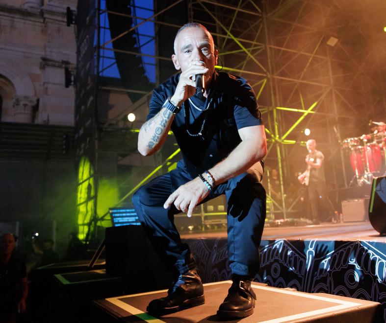 È una piazza innamorata di Eros. Il tour mondiale fa subito il botto<br type="_moz" />
