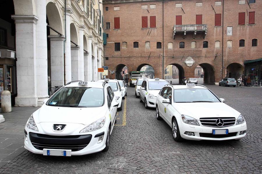 Cerchi un taxi a Ferrara? Chiamalo con la app