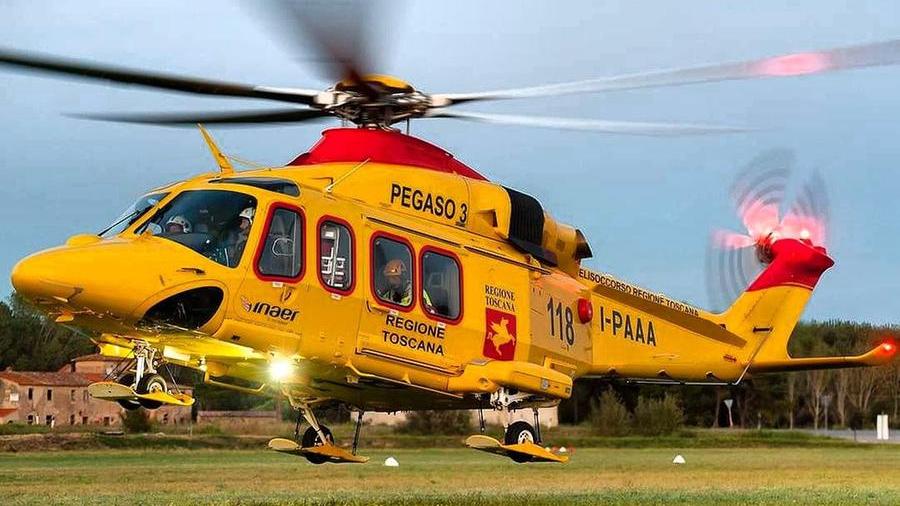 Bimba di cinque anni si sente male al campo estivo, portata via in elisoccorso