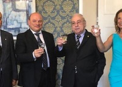 
	A destra Benito Saba, insieme all'ex sindaco Nicola Sanna

