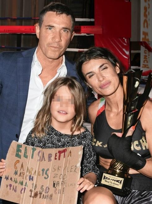 Elisabetta Canalis divorzia negli Usa 9 anni dopo il “sì” ad Alghero