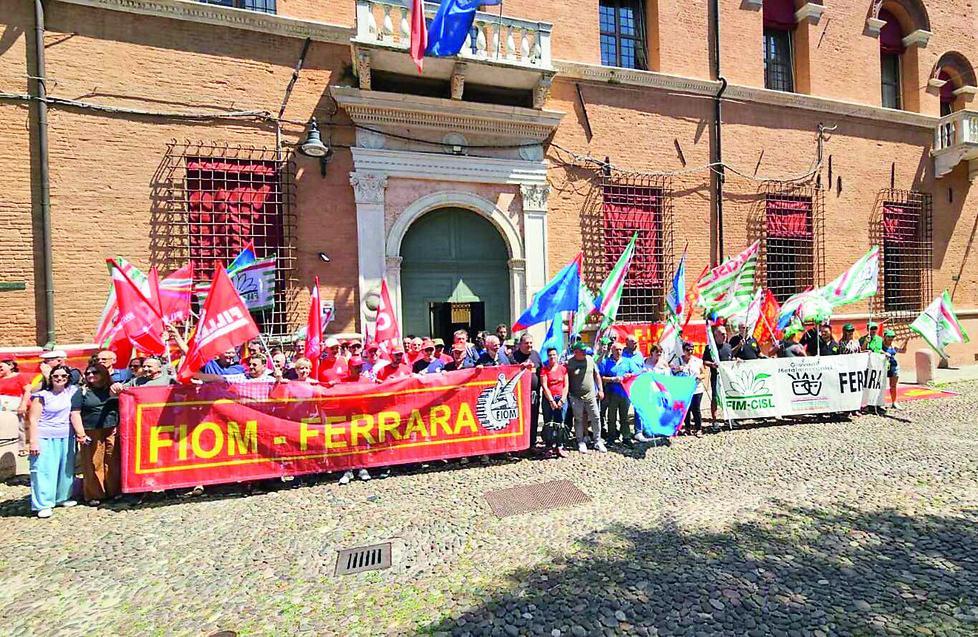 Ferrara. Metalmeccanici preoccupati per il futuro. I sindacati chiedono una politica sull’industria