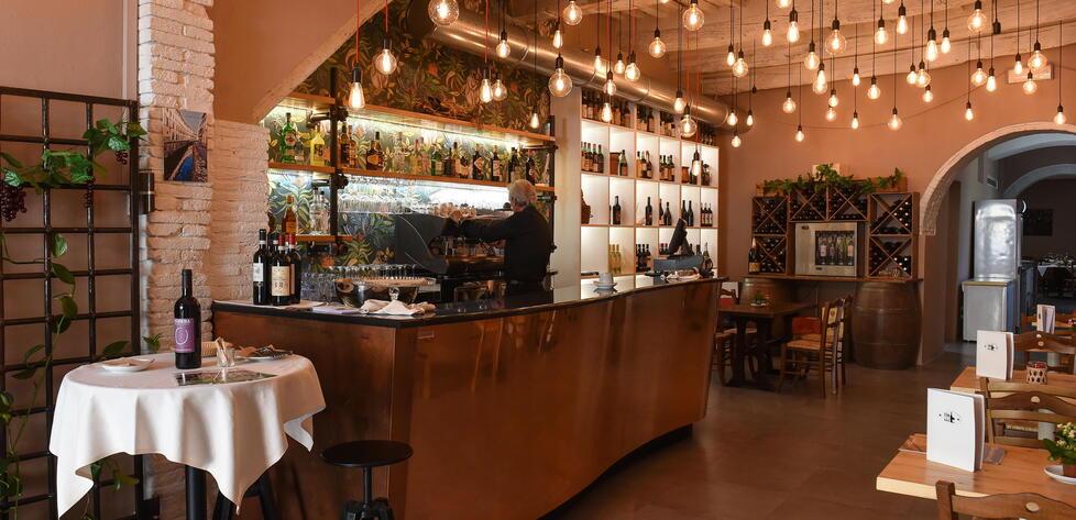 L’interno della Bottega della cucina (foto Sernacchioli)