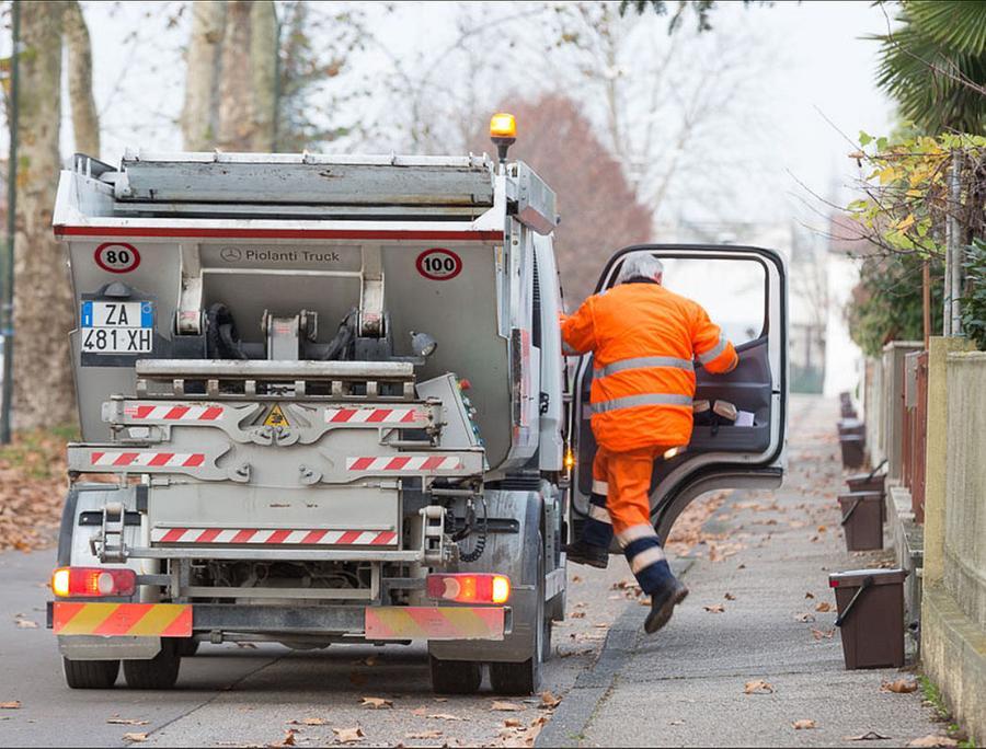 Modena, raccolta differenziata: regole e orari per l’esposizione dei