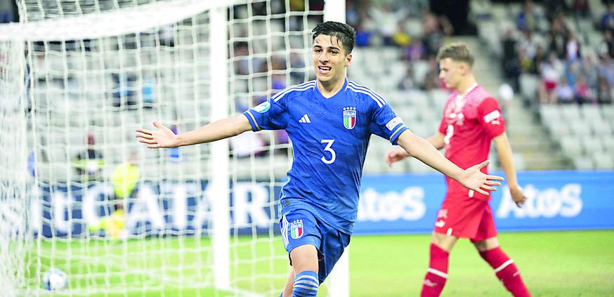 
	Fabiano Parisi con la maglia dell&rsquo;Italia

