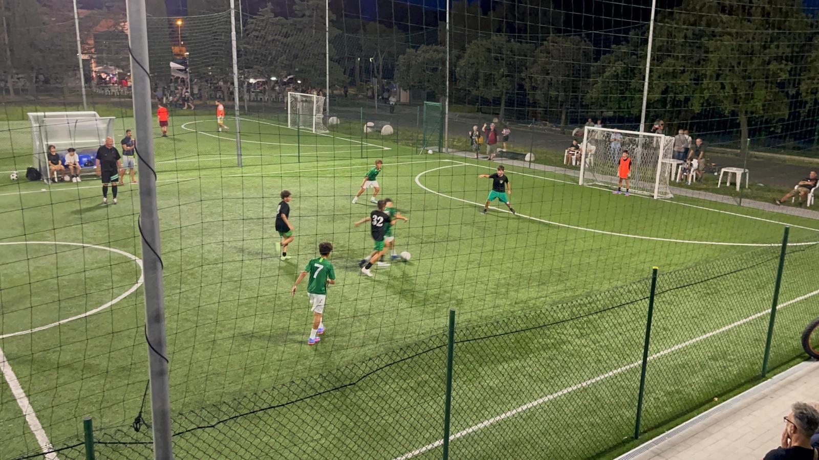 Un centinaio di bimbi per il torneo di calcetto al villaggio scolastico