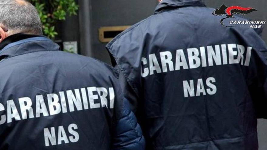 Due carabinieri del Nas (foto d'archivio)